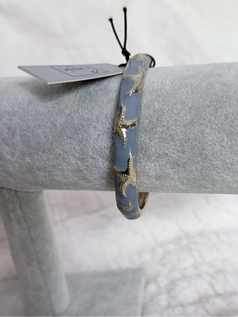 NWT Sequin Gold & Grey Starfish Enamel Bangle Hinge Bracelet
